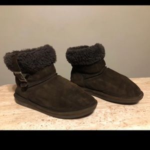 Bearpaw Women’s Boots Size 7